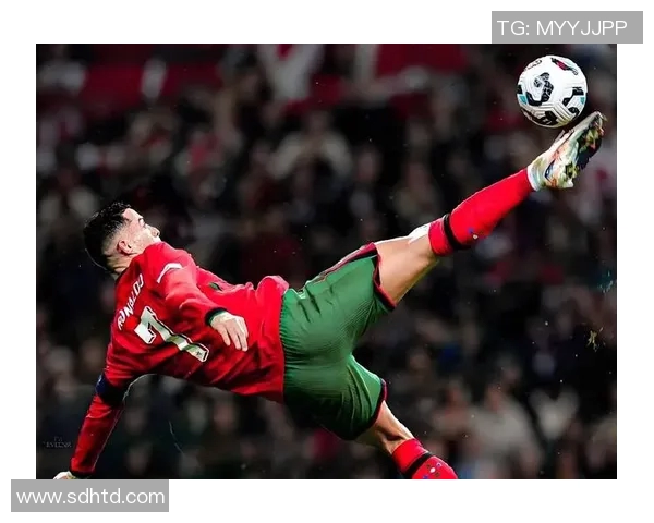 非法足球明星球员的争议与背后故事揭秘